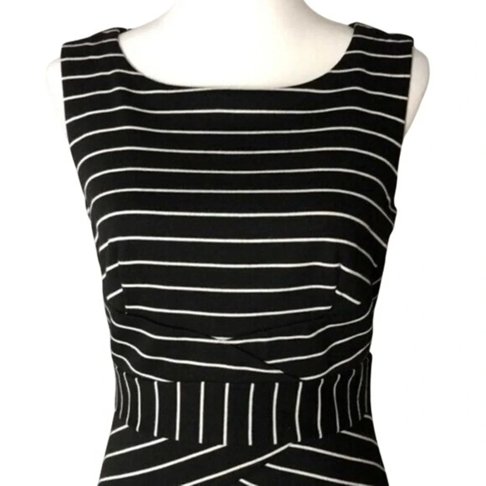 Tribal Sleeveless Stripped Sheath‎ Bodycon Dress Black White Women's Size 2 - Picture 2 of 9